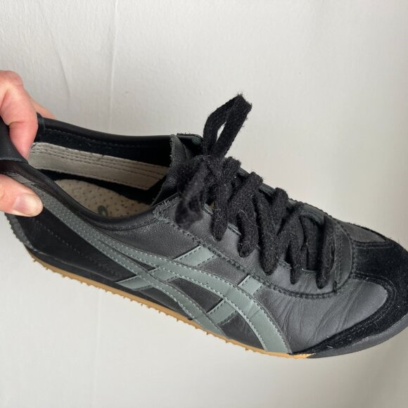 RARE ASICS Onitsuka Tiger - black and grey - women's 7.5 - Picture 5 of 8